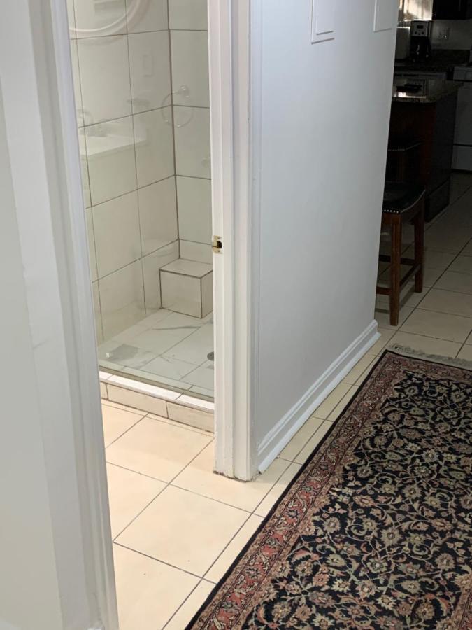 Renovated English Basement 2Bdrm Home Near Metro Washington Eksteriør billede